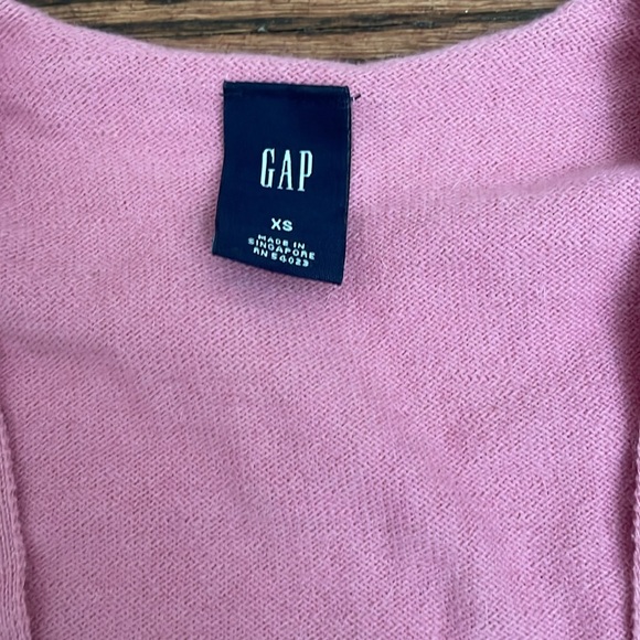 Women’s gap size xs shrug with sleeves. Pink cotton and angora rabbit hair. - Picture 2 of 6
